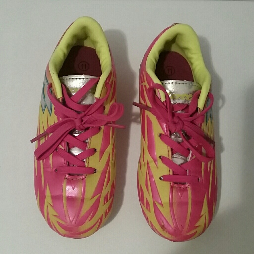 Lotto Soccer Cleats, Size Kids US 11